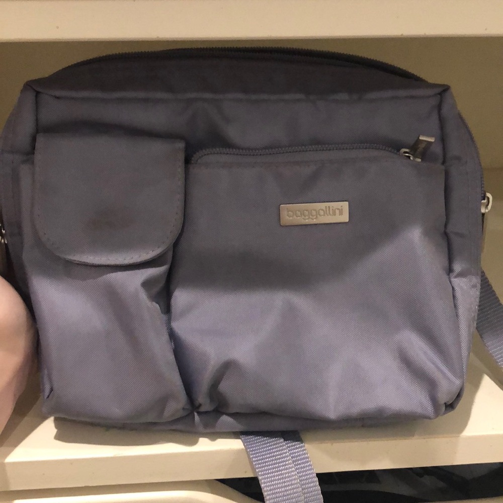 Light purple crossbody bag